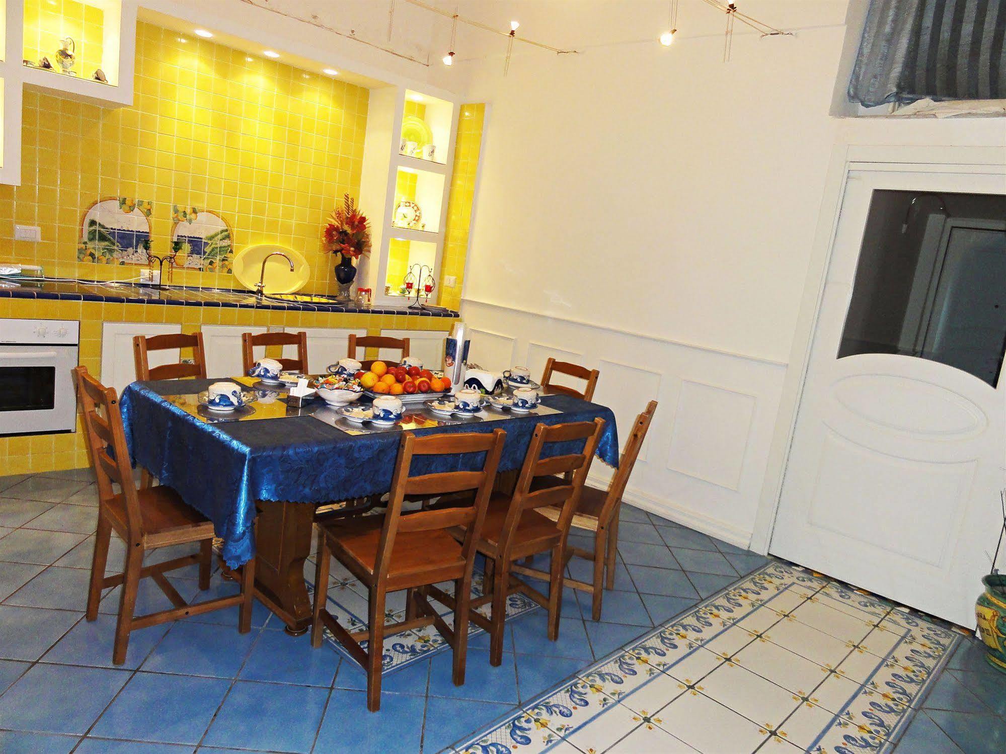 Dimora Carlo III Bed & Breakfast Vietri Ngoại thất bức ảnh