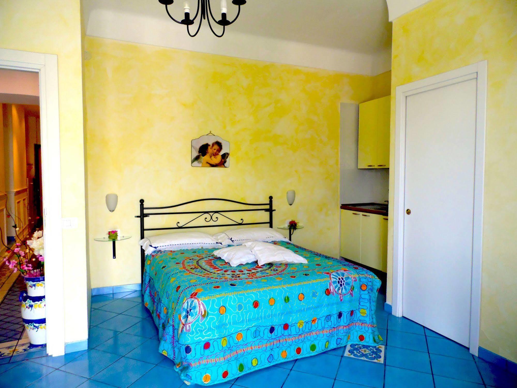 Dimora Carlo III Bed & Breakfast Vietri Ngoại thất bức ảnh